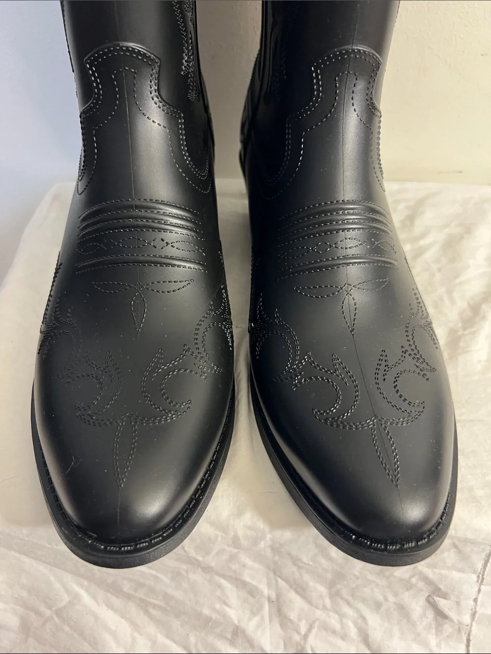 NWT No Boundaries Women's Cowboy Rain Boots Size 8 (No Box)